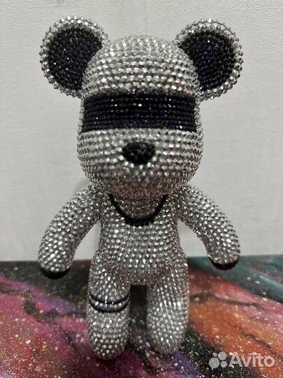 Bearbrick в стразах ручной работы
