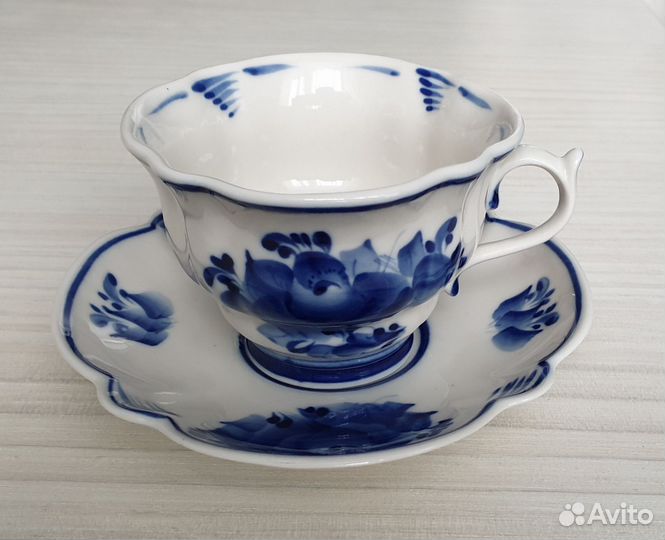 Чайная пара (чашка с блюдцем) Гжель