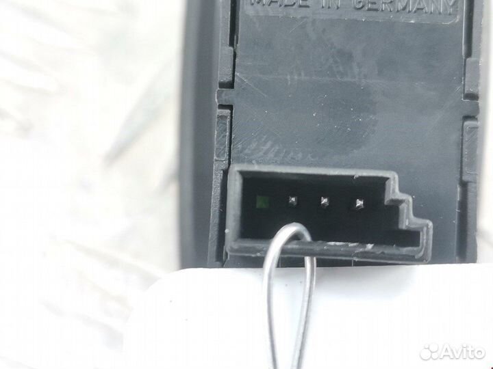 Кнопка для BMW 3-Series (E90/E91/E92/E93)