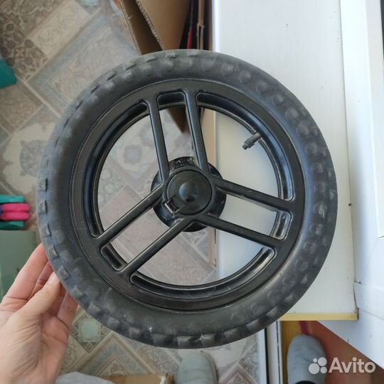 Колесо для коляски