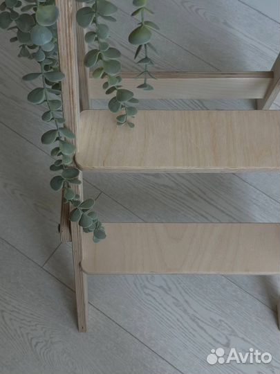 Стремянка деревянная складная