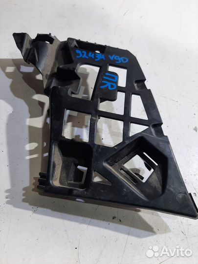 Кронштейн(крепление) переднего бампера правый