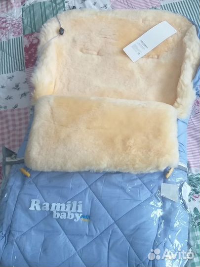 Меховой конверт из овчины в коляску