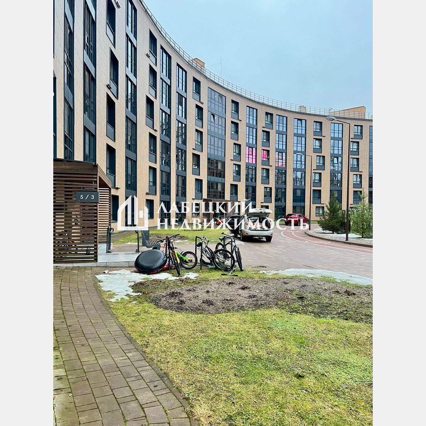 1-к. апартаменты, 43,3 м², 1/6 эт.