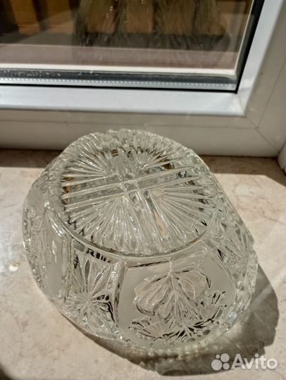 Хрустальная ваза конфетница