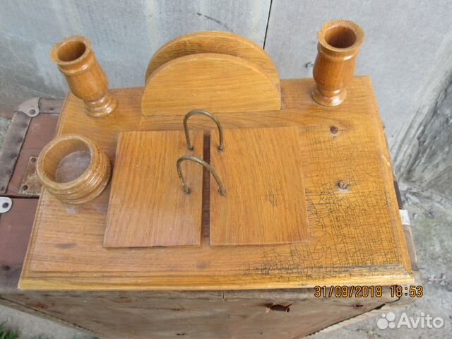 Подставка под календарь