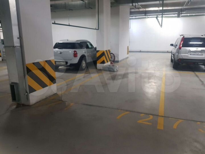 Машиноместо, 17 м²