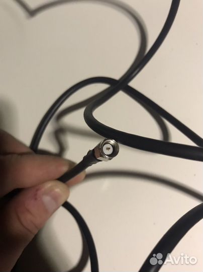 Антенна на крышу автомобиля Рожки