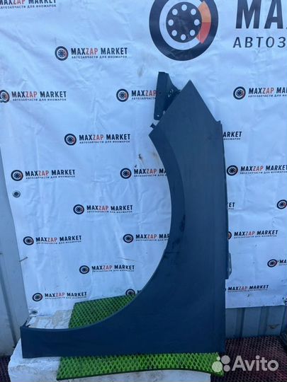 Крыло переднее левое Peugeot 308