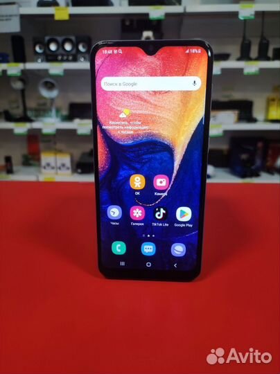 Samsung Galaxy A50, 4/64 ГБ