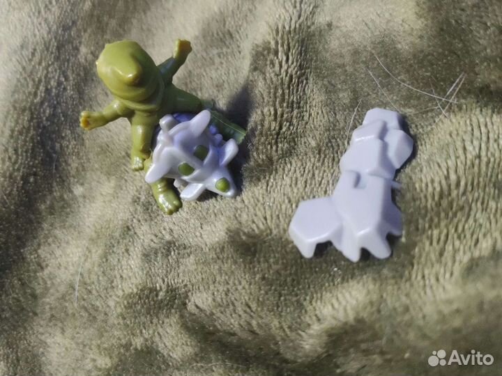 Игрушки из киндер сюрприза