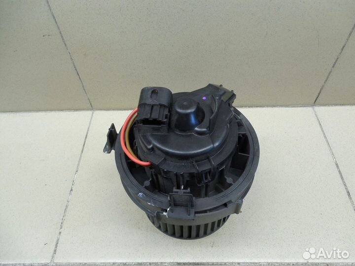 Моторчик отопителя Sandero 2014