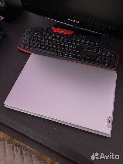 Lenovo ideapad 3