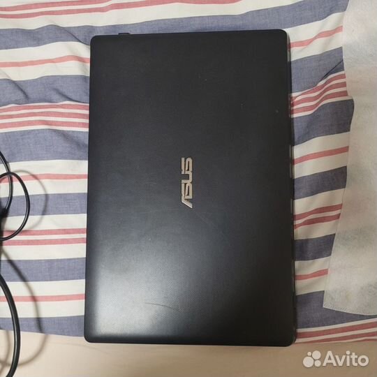 Ноутбук asus