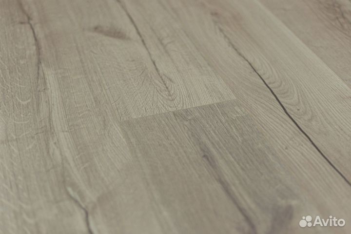 Кварц виниловый ламинат