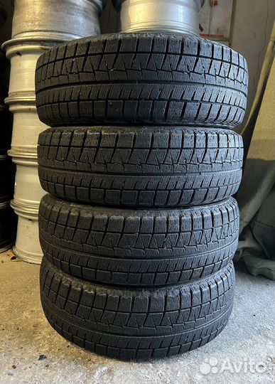 Bridgestone Blizzak Revo GZ 205/65 R15