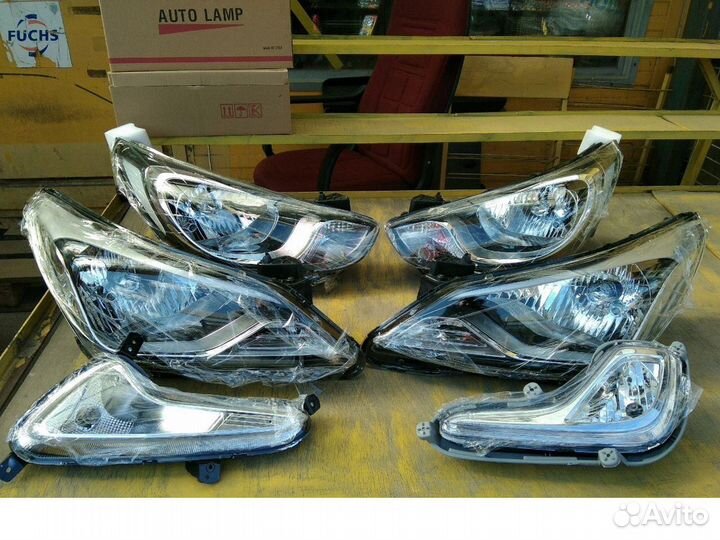 Фары Хендай Солярис рестайлинг правая/левая