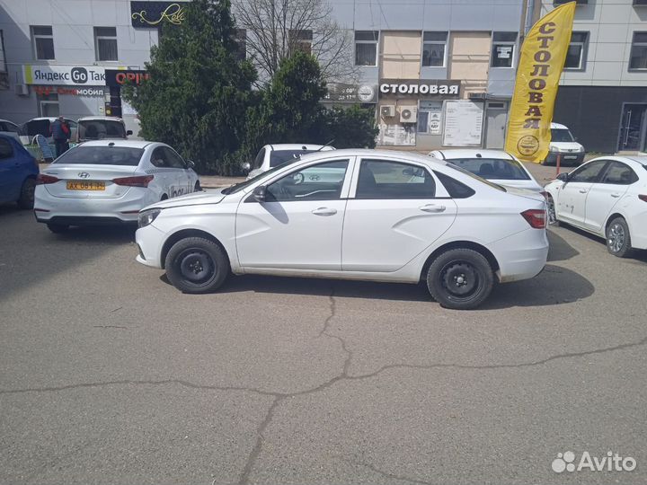 Аренда Автомобиля LADA Vesta на Газу