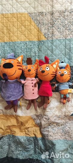 Игрушки три кота