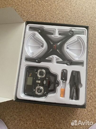 Квадрокоптер с камерой