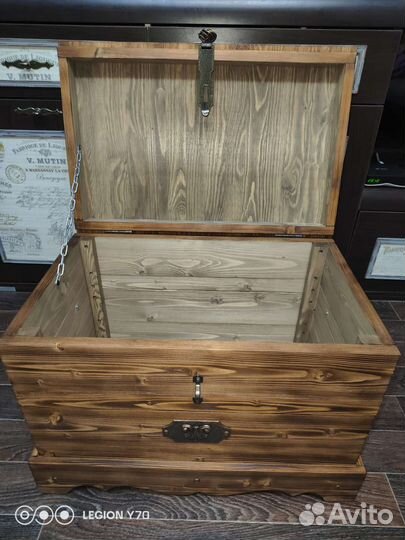 Сундук деревянный на колесах