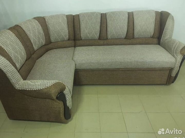 Угловой диван