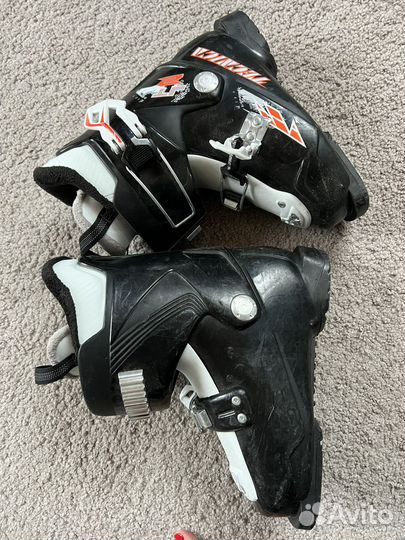 Горнолыжные ботинки детские 21.5