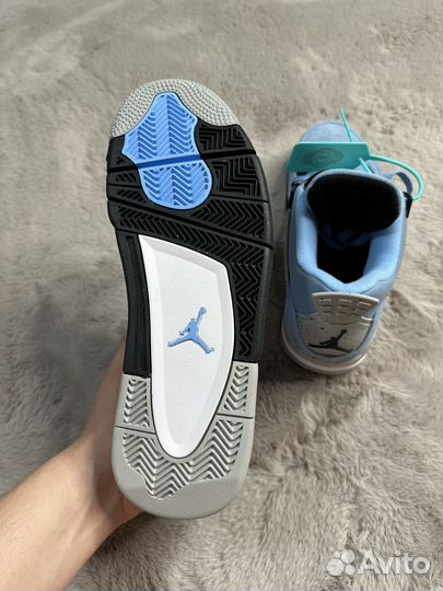 Nike Air Jordan 4 UNC (Оригинал Poizon)