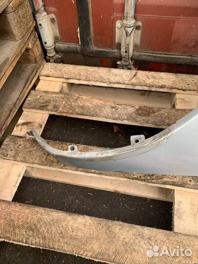 Крыло переднее левое Volkswagen Sharan Ford Galaxy