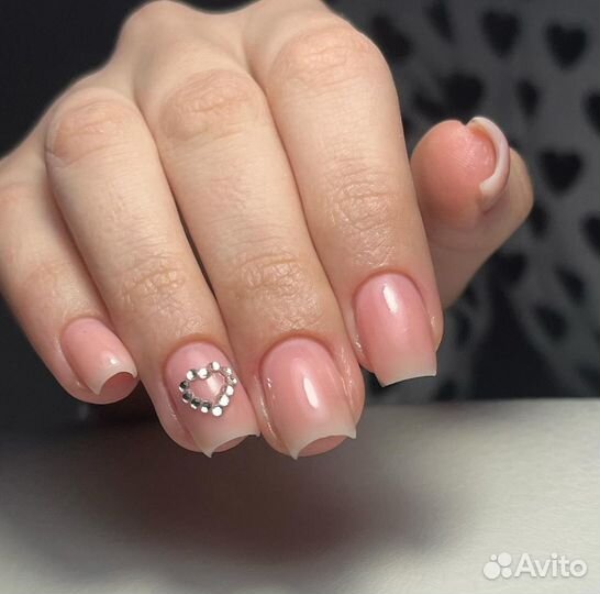 Маникюр / Наращивание ногтей