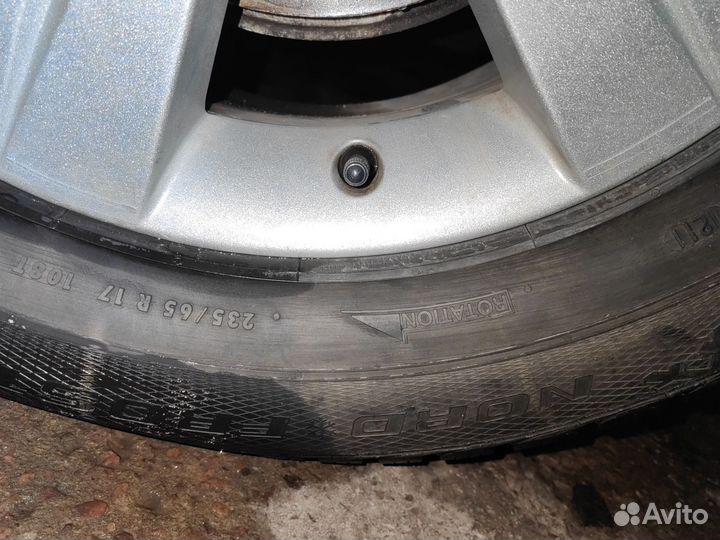 Gislaved Nord Frost V 235/65 R17 108T