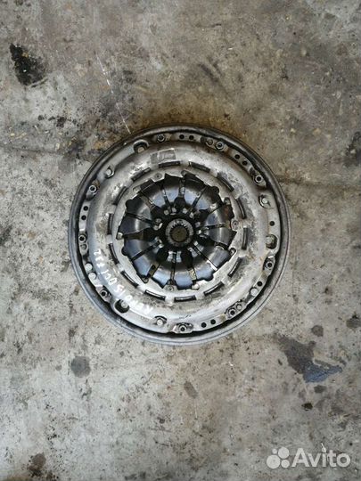 Маховик Рено 1,5 дци к9к732 Сименс