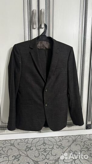 Костюм тройка 65% шерсть, размер 50/180