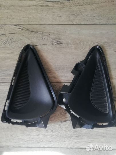 Заглушки противотуманных фар тойота королла филдер