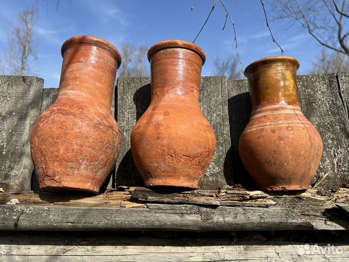 Глиняная крынка