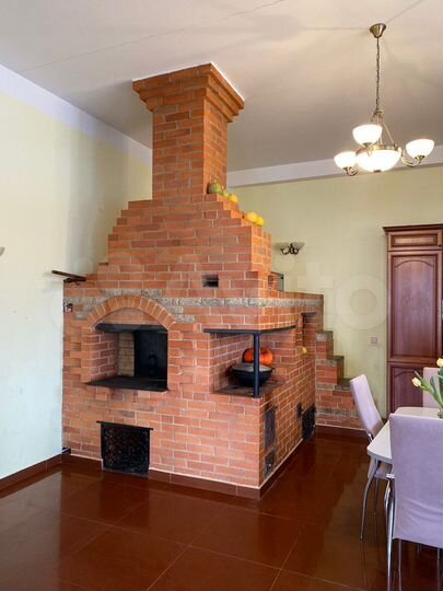 Коттедж 489 м² на участке 50 сот.