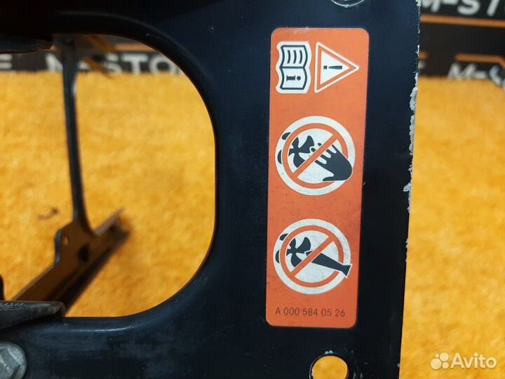 Рамка радиатора Mercedes-Benz Gl-Class X164