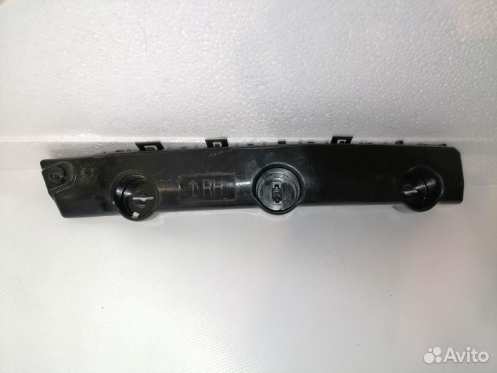 Кронштейн передний правый Nissan X Trail T32