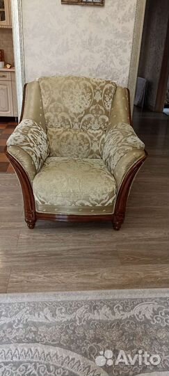 Диван и 2 кресла
