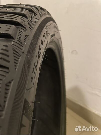 Michelin X-Ice North 4 235/45 R18 98T