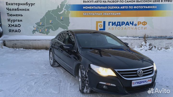 Стекло двери задней правой Volkswagen Passat CC 3C