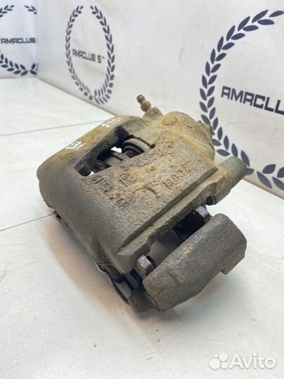 Суппорт передний правый Opel Vectra B универсал