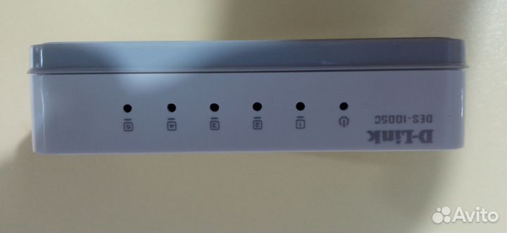 Маршрутизатор D-Link DES-1005A