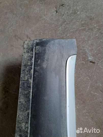 Молдинг двери задний правый Porsche Cayenne 955