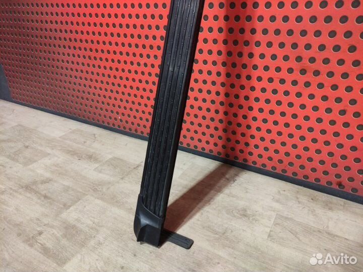 Подножка Toyota Land Cruiser 200 2015