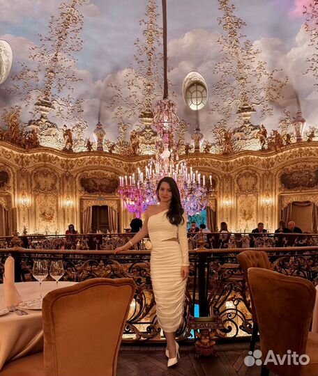 Платье на свадьбу или выпускной