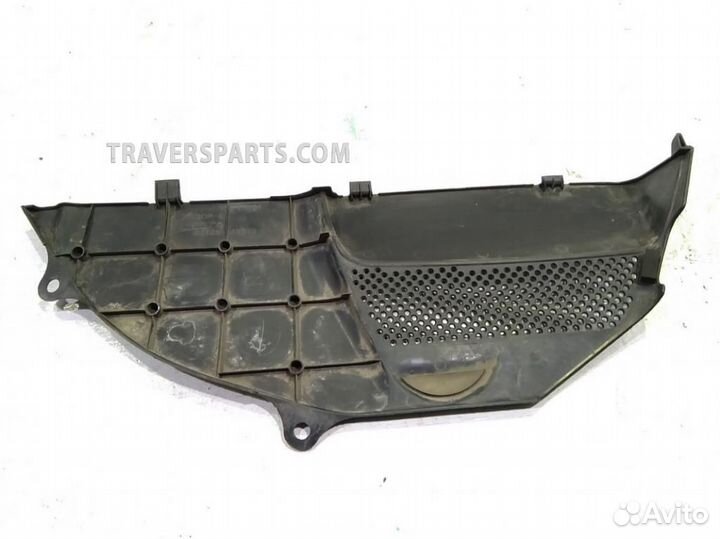 Накладка моторного отсека