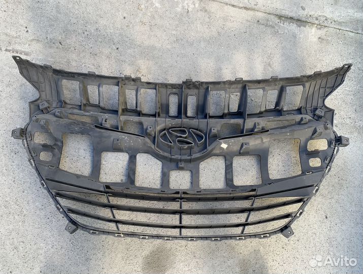 Решетка радиатора Hyundai i30
