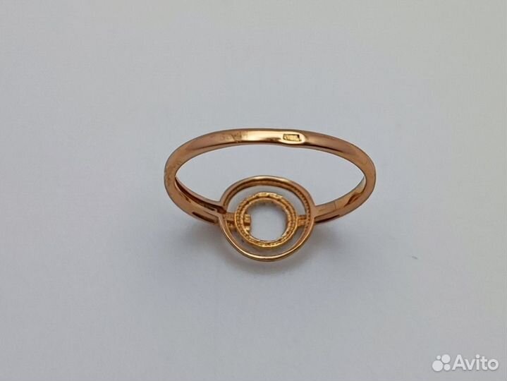 Золотое кольцо 585* р.17,25 с фианитами 1,37гр