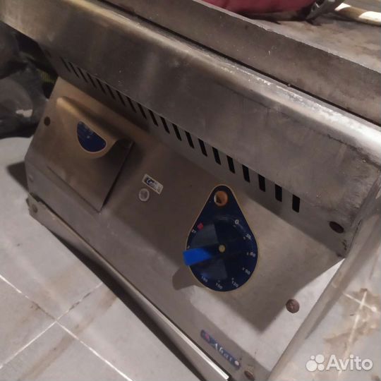 Гриль бу(жарочная поверхность)